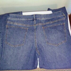 SO Juniors Low Rise Boot Cut 15/32W Jeans